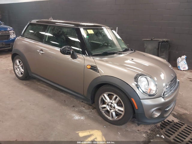 2013 MINI HARDTOP WMWSU3C55DT679450 Photo 0