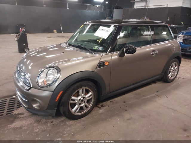 2013 MINI HARDTOP WMWSU3C55DT679450 Photo 1