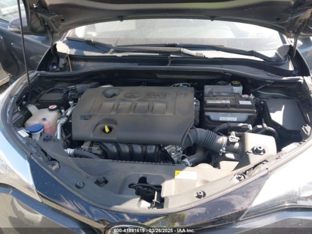 NMTKHMBX3MR128835 Toyota C-HR LE