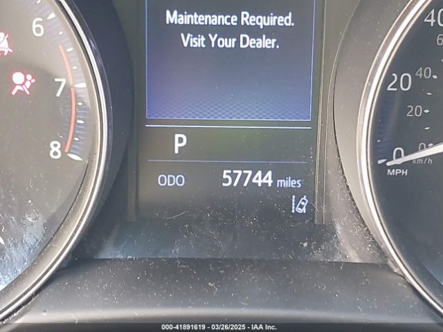 NMTKHMBX3MR128835 Toyota C-HR LE