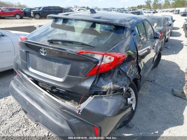 NMTKHMBX3MR128835 Toyota C-HR LE