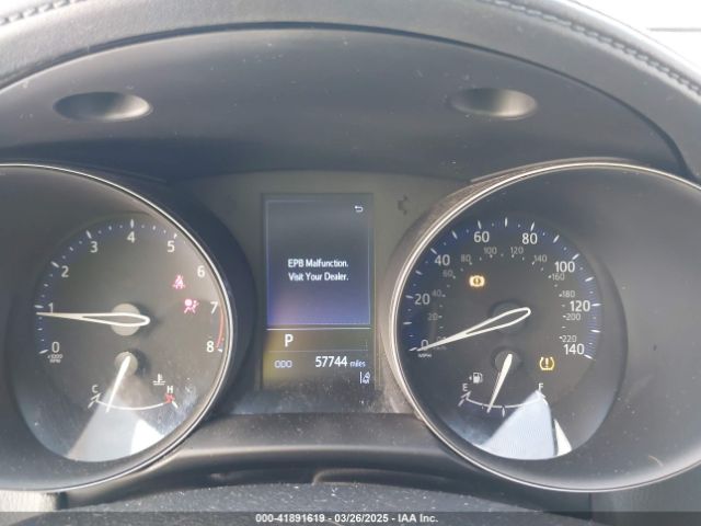 NMTKHMBX3MR128835 Toyota C-HR LE