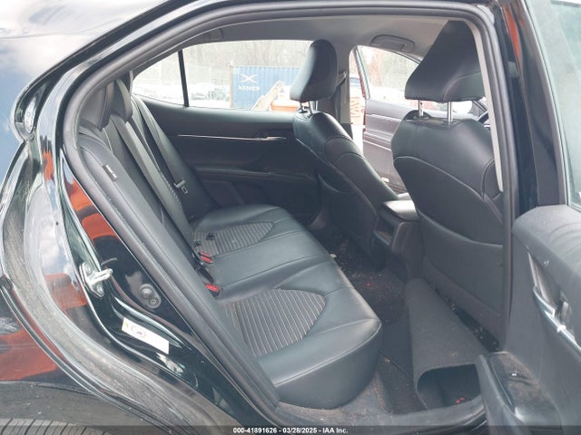 4T1B11HK4JU654622 Toyota CAMRY SE