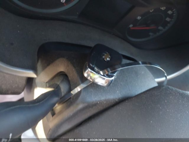 1G1ZB5ST4HF116258 Chevrolet MALIBU LS
