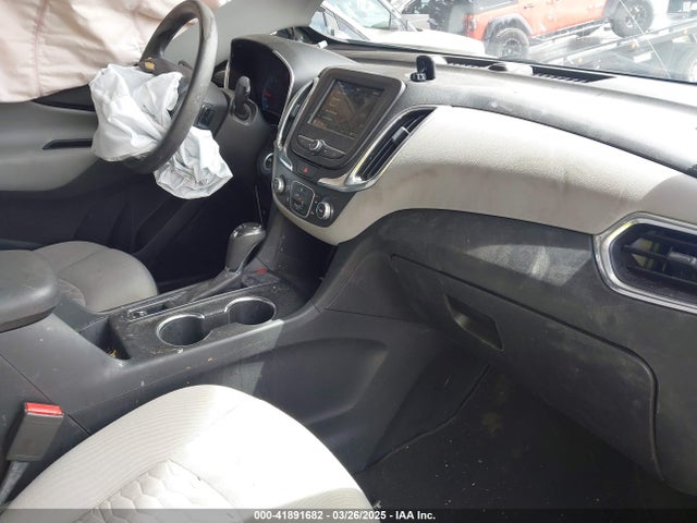 3GNAXHEV1KL357431 Chevrolet EQUINOX LS
