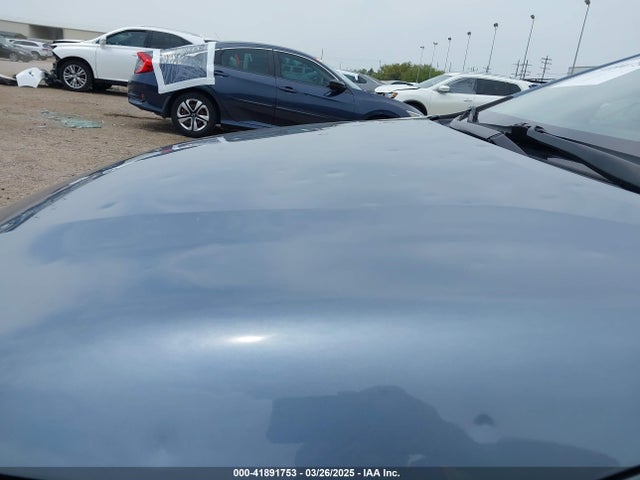 JTDEPRAE9LJ115291 Toyota COROLLA LE