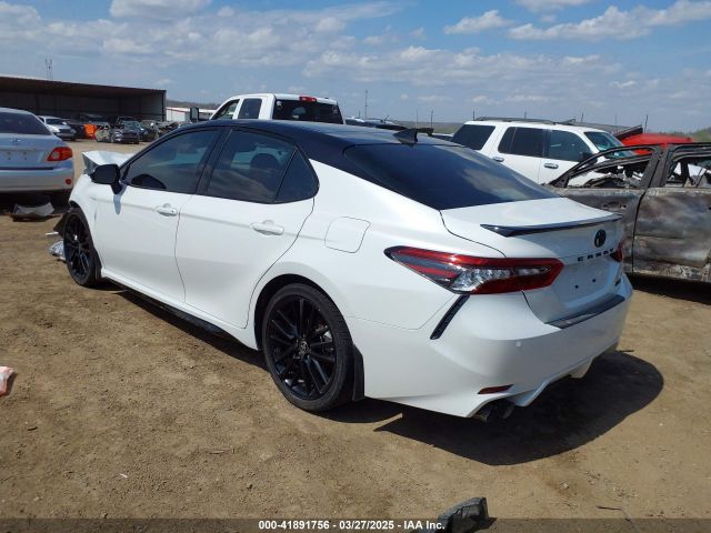 2022 TOYOTA CAMRY 4T1KZ1AK3NU070981 Photo 2