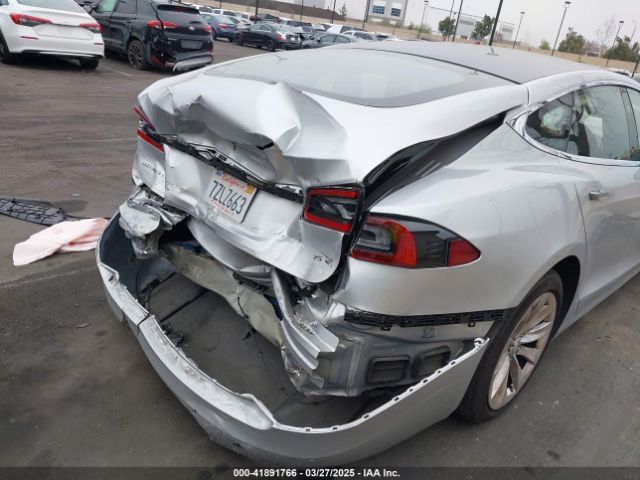 5YJSA1E17HF189627 Tesla Model S 60/75