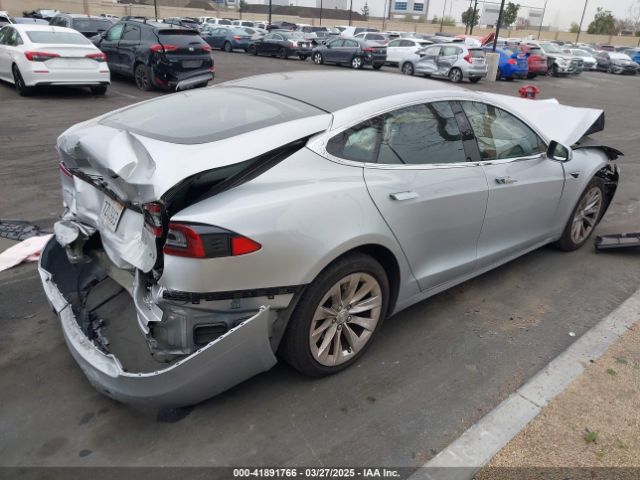 5YJSA1E17HF189627 Tesla Model S 60/75