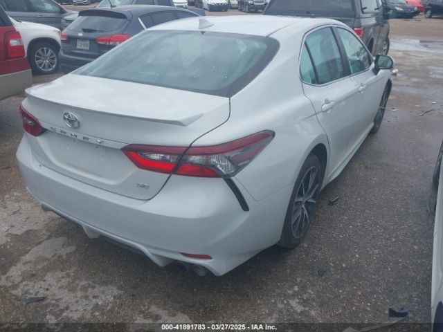 2022 TOYOTA CAMRY 4T1G11AK2NU039735 Photo 3