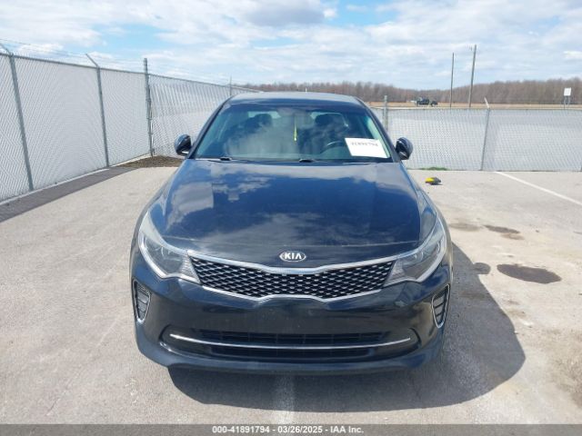 5XXGT4L31JG256487 KIA Optima S