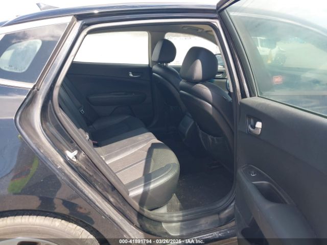 5XXGT4L31JG256487 KIA Optima S