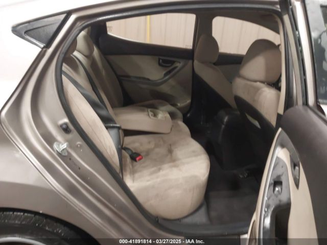 5NPDH4AE7FH559066 Hyundai ELANTRA SE