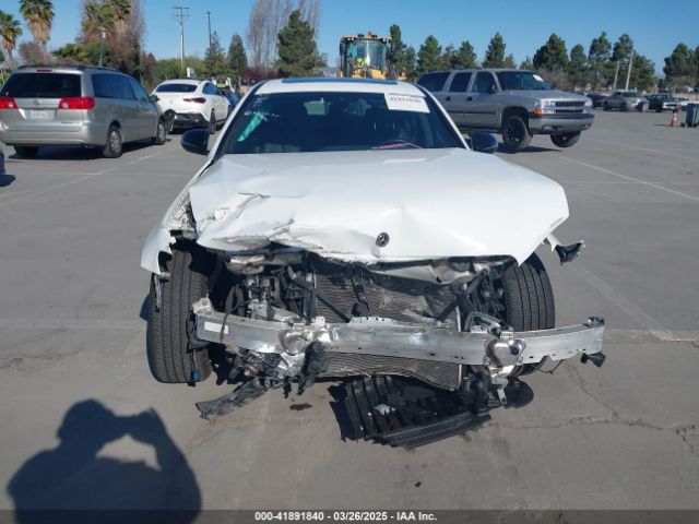 WDDZF4JB1KA686212 Mercedes-Benz E 300