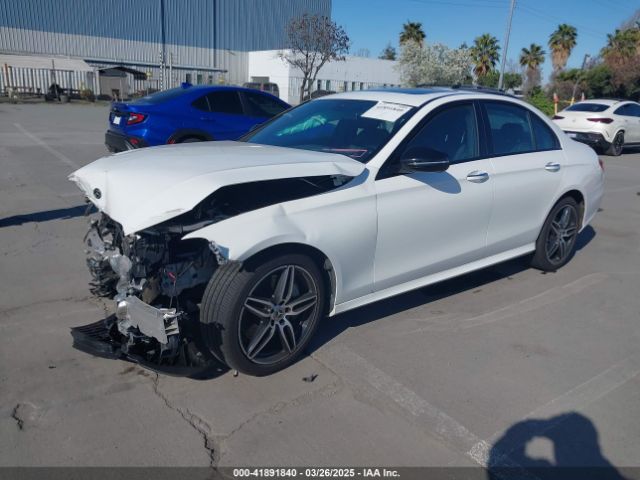WDDZF4JB1KA686212 Mercedes-Benz E 300