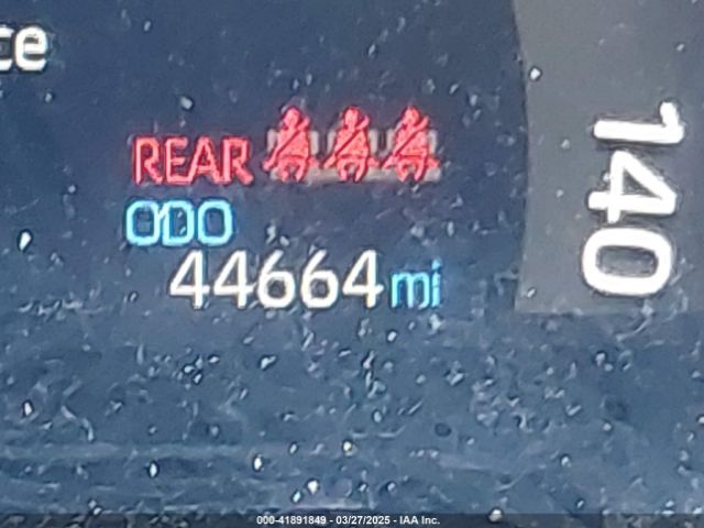 2T3G1RFV0PC325984 Toyota RAV4 LE
