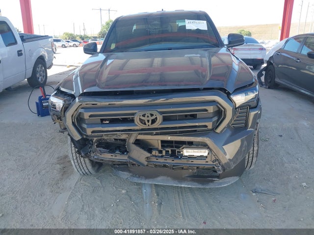 3TMKB5FN9RM020325 Toyota Tacoma Sr5 2wd