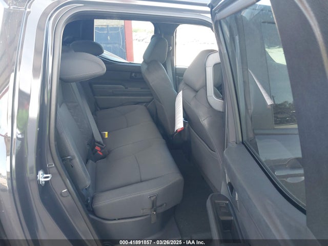 3TMKB5FN9RM020325 Toyota Tacoma Sr5 2wd