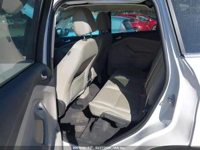 1FMCU0GD4HUC18307 Ford ESCAPE SE