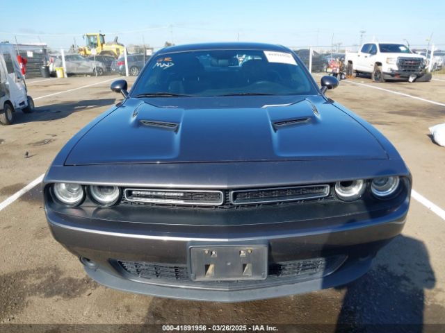2C3CDZAG7GH102259 Dodge Challenger Sxt