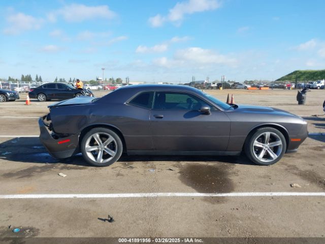 2C3CDZAG7GH102259 Dodge Challenger Sxt