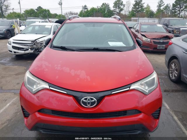 JTMZFREV6GJ078639 Toyota RAV4 LE