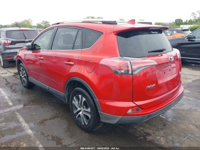 JTMZFREV6GJ078639 Toyota RAV4 LE