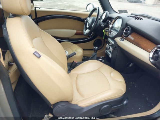 2009 MINI COOPER S WMWMS33549TG88469 Photo 4