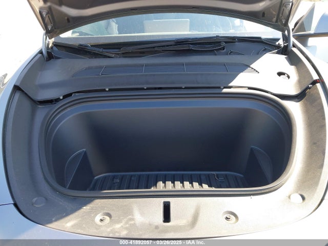 2024 TESLA MODEL Y 7SAYGDED2RA320291 Photo 9