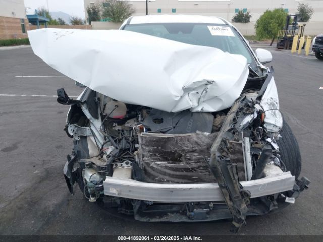 5NMS14AJ8NH443864 Hyundai Santa Fe Se