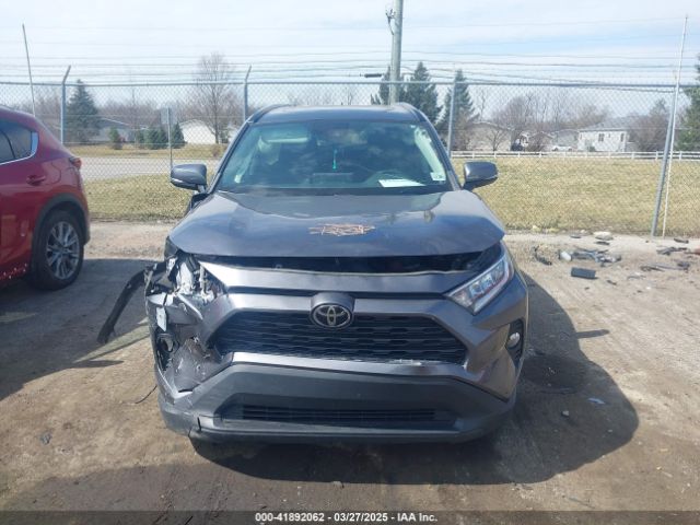 2T3P1RFV0MC247783 Toyota Rav4 Xle