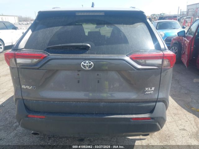 2T3P1RFV0MC247783 Toyota Rav4 Xle