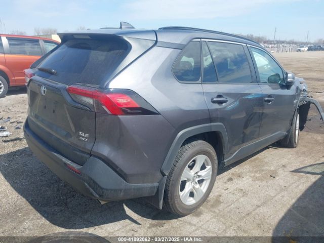 2T3P1RFV0MC247783 Toyota Rav4 Xle