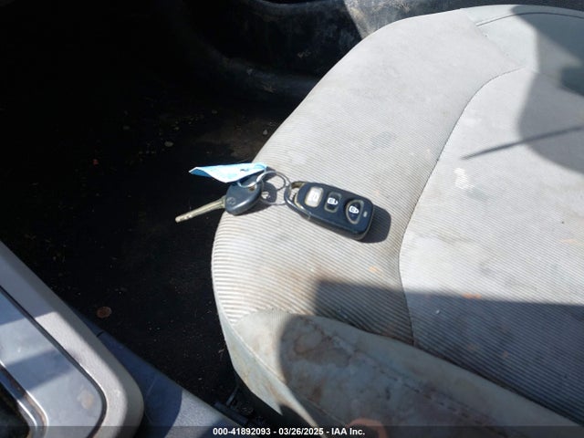 5NPD74LF4HH069261 Hyundai ELANTRA SE
