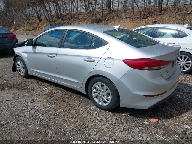 5NPD74LF4HH069261 Hyundai ELANTRA SE