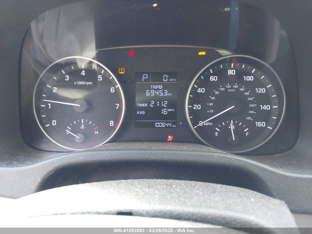 5NPD74LF4HH069261 Hyundai ELANTRA SE
