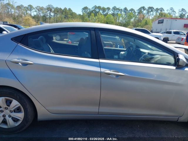 5NPDH4AE2GH686342 Hyundai ELANTRA SE