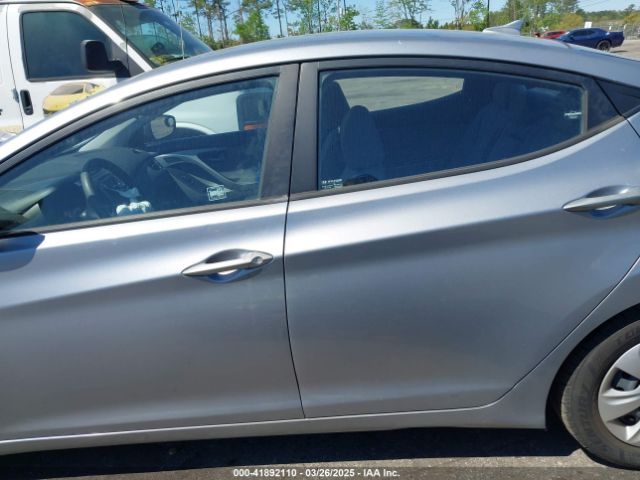 5NPDH4AE2GH686342 Hyundai ELANTRA SE