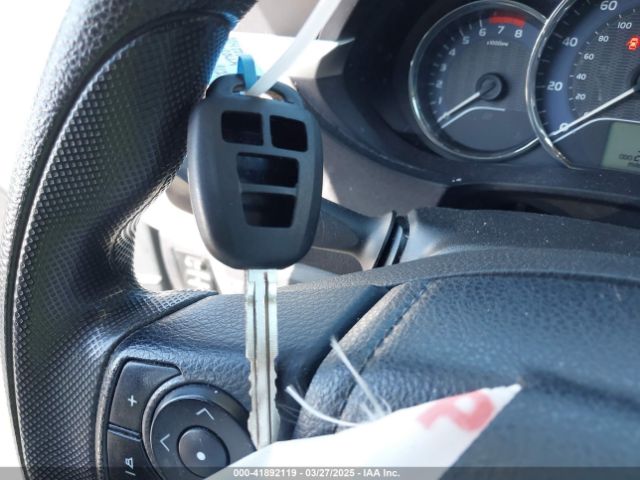 2T1BURHE3EC069179 Toyota COROLLA LE