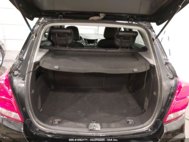 KL7CJPSM1NB523989 Chevrolet Trax Awd Lt