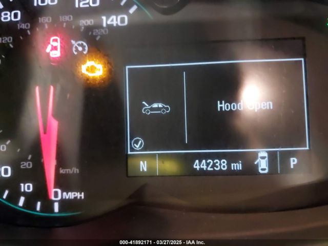 KL7CJPSM1NB523989 Chevrolet Trax Awd Lt