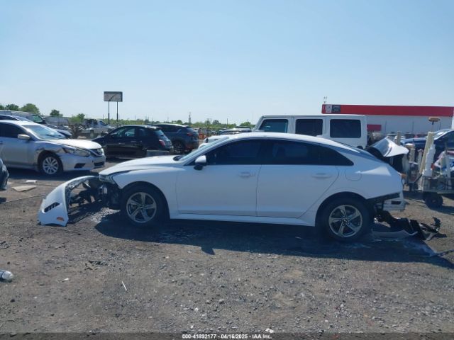 5XXG14J28MG017779 KIA K5 LXS