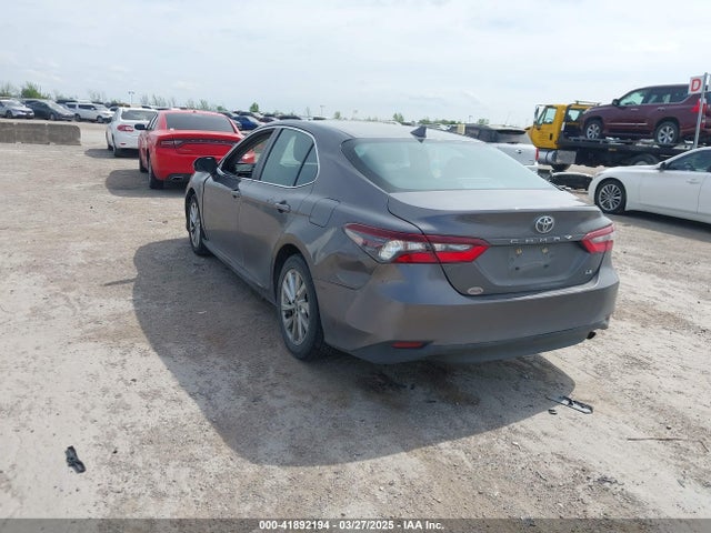 4T1C11AK0MU559431 Toyota CAMRY LE