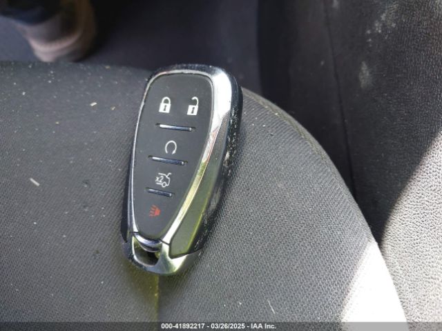 1G1ZD5ST9NF142666 Chevrolet Malibu Fwd Lt