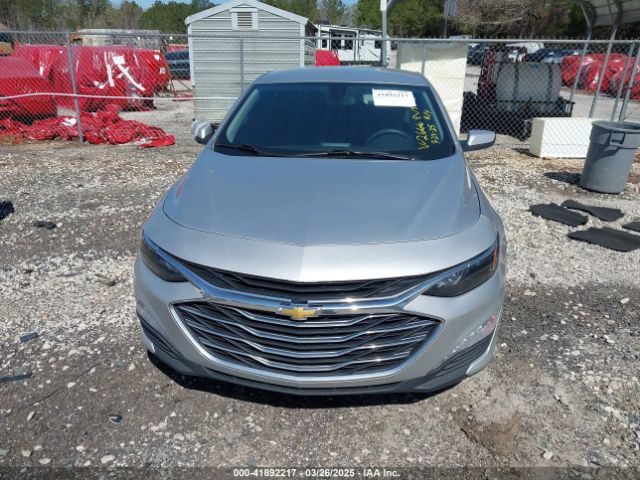1G1ZD5ST9NF142666 Chevrolet Malibu Fwd Lt