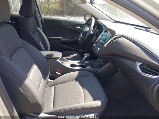 1G1ZD5ST9NF142666 Chevrolet Malibu Fwd Lt