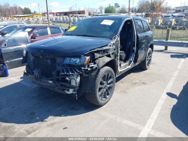 1C4RJEAG2HC880691 Jeep Grand Cherokee Altitude 4x2