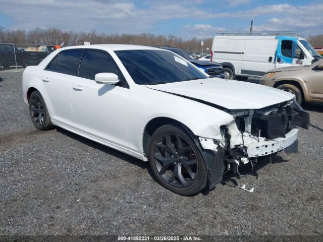 2022 CHRYSLER 300 2C3CCADG8NH134439
