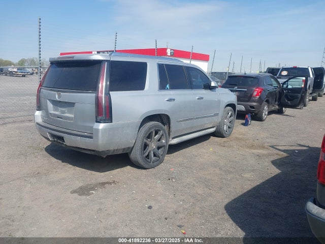2015 CADILLAC ESCALADE 1GYS4BKJ9FR173738 Photo 3
