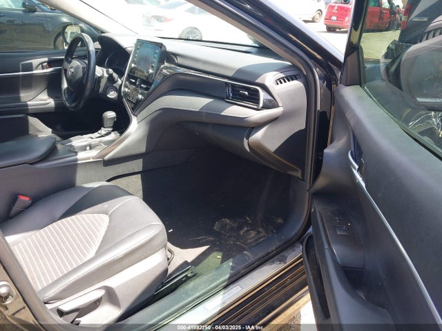 4T1G11AK6MU581144 Toyota CAMRY SE